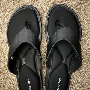 Women's Black Cushioned Sandals